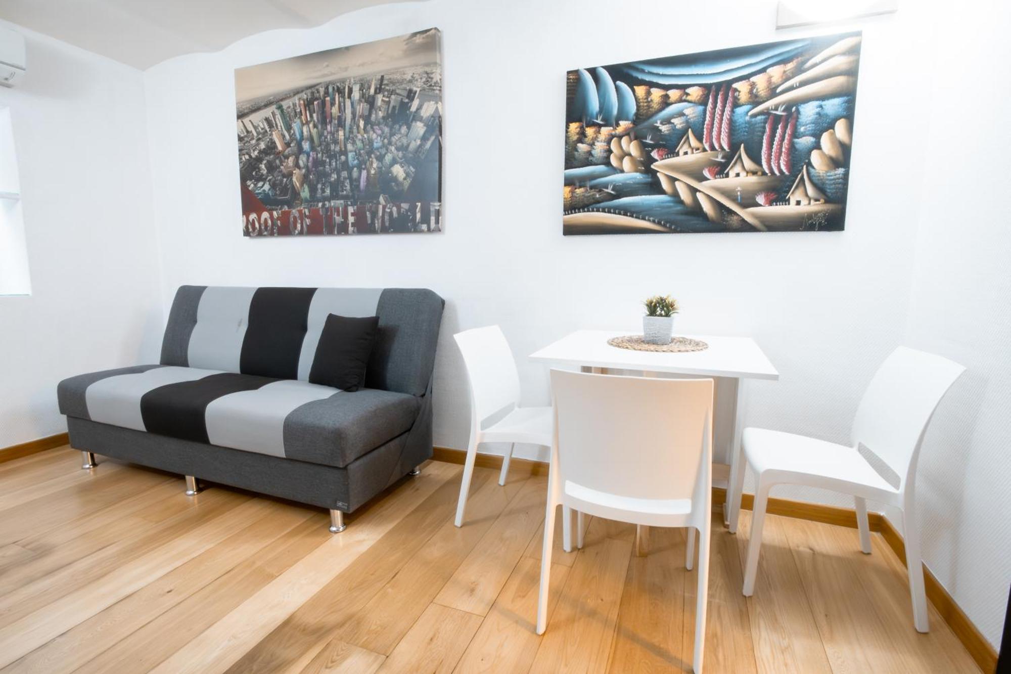 Sunrise Apartment Bari Esterno foto